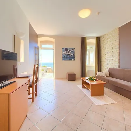 Tamaris - Drazica Hotel 3*